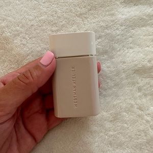 WESTMAN ATELIER- Shade lV (medium warm)
Vital Skincare Dewy Foundation Drops